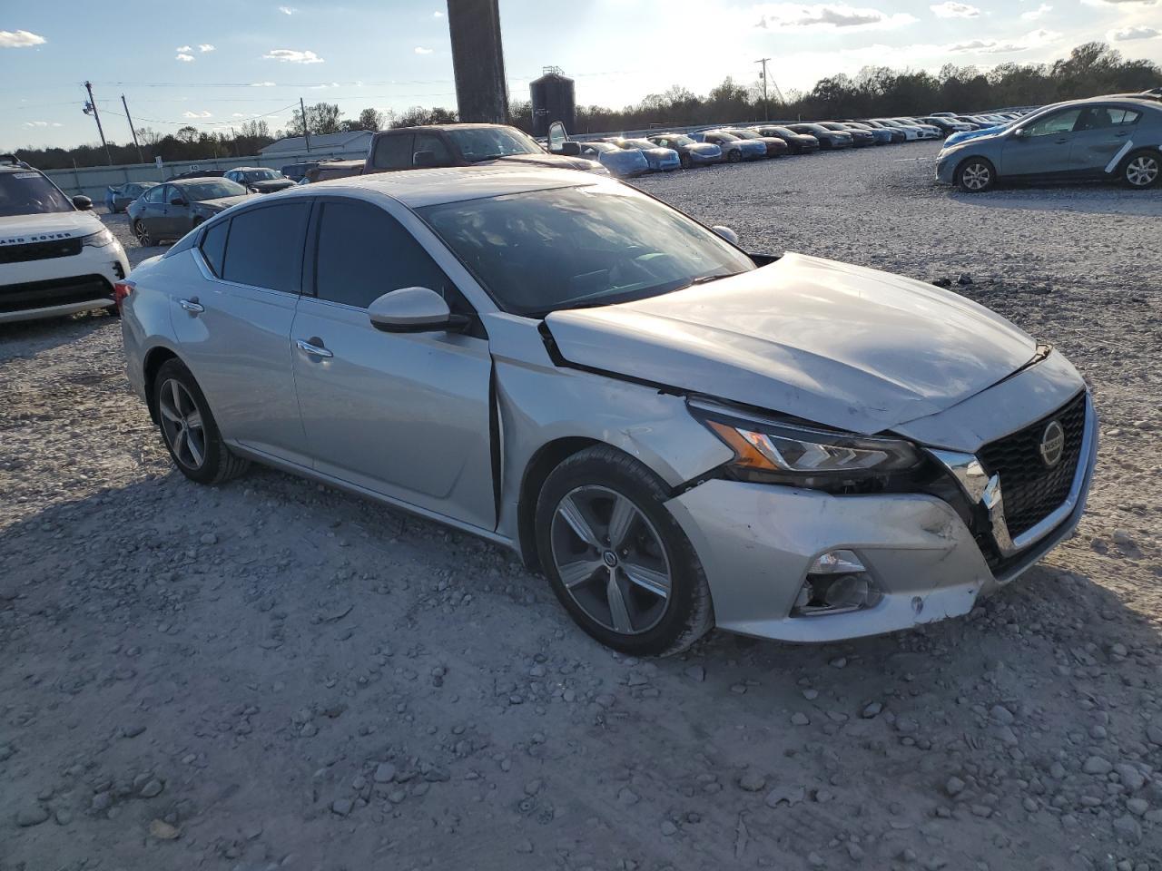 2020 NISSAN ALTIMA