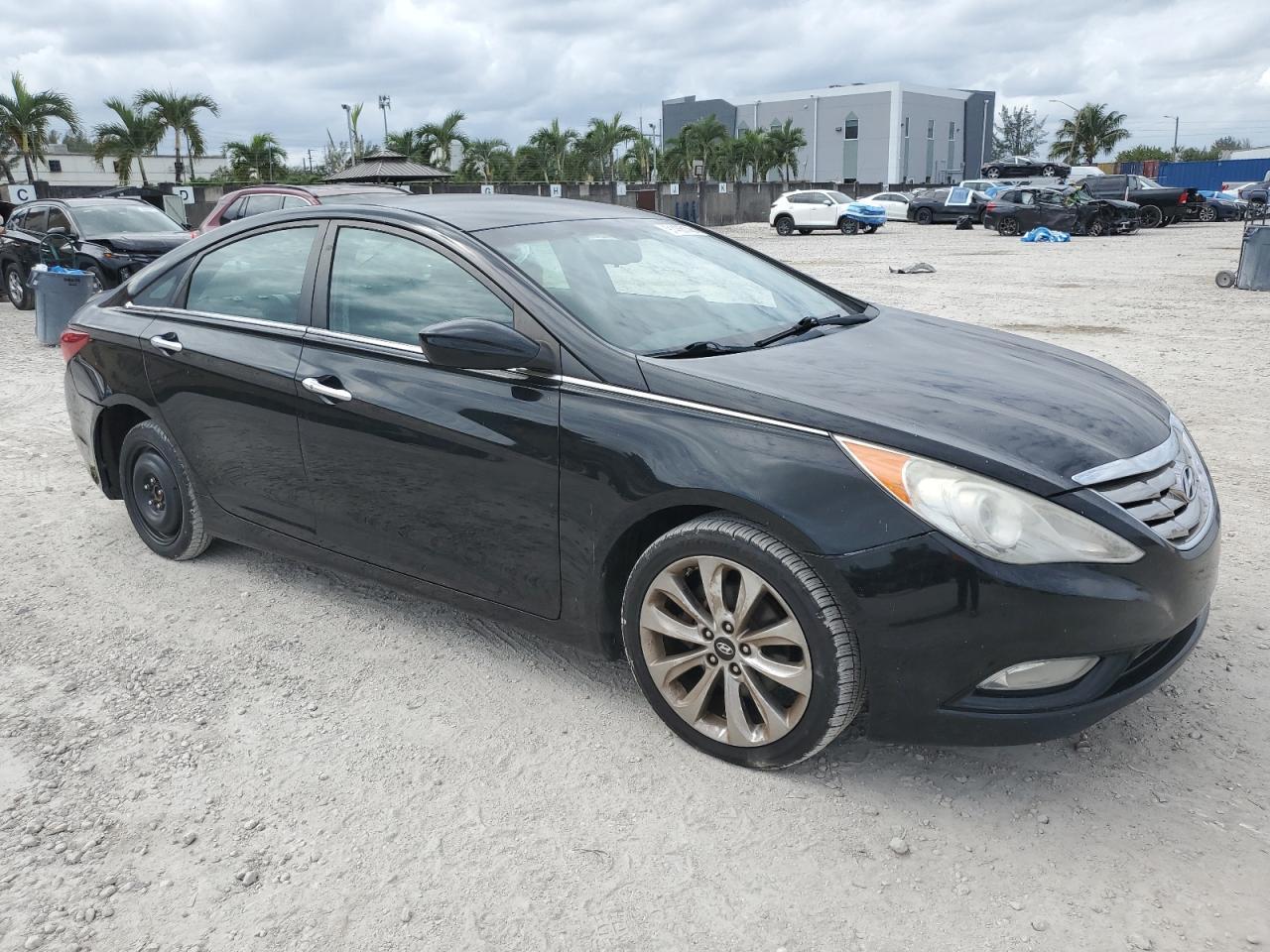 2013 HYUNDAI SONATA