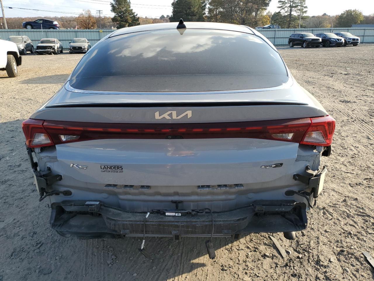 2022 KIA K5