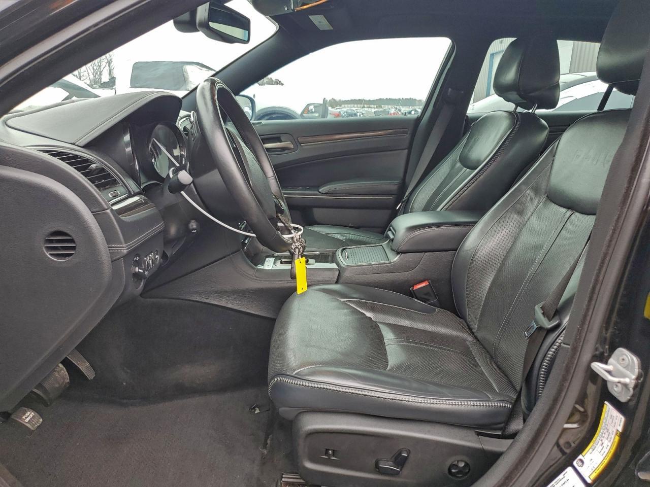 2013 CHRYSLER 300