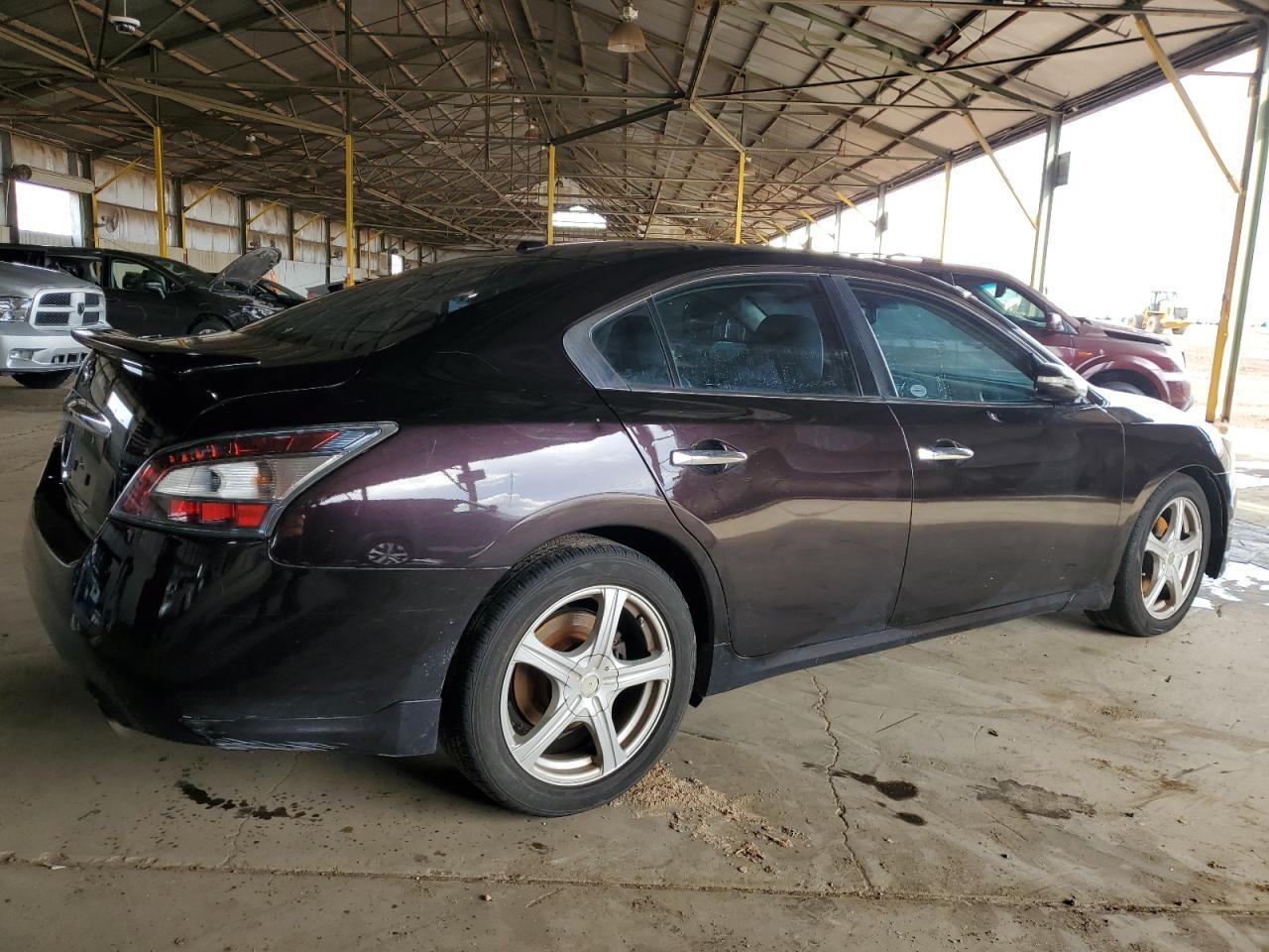 2014 NISSAN Maxima