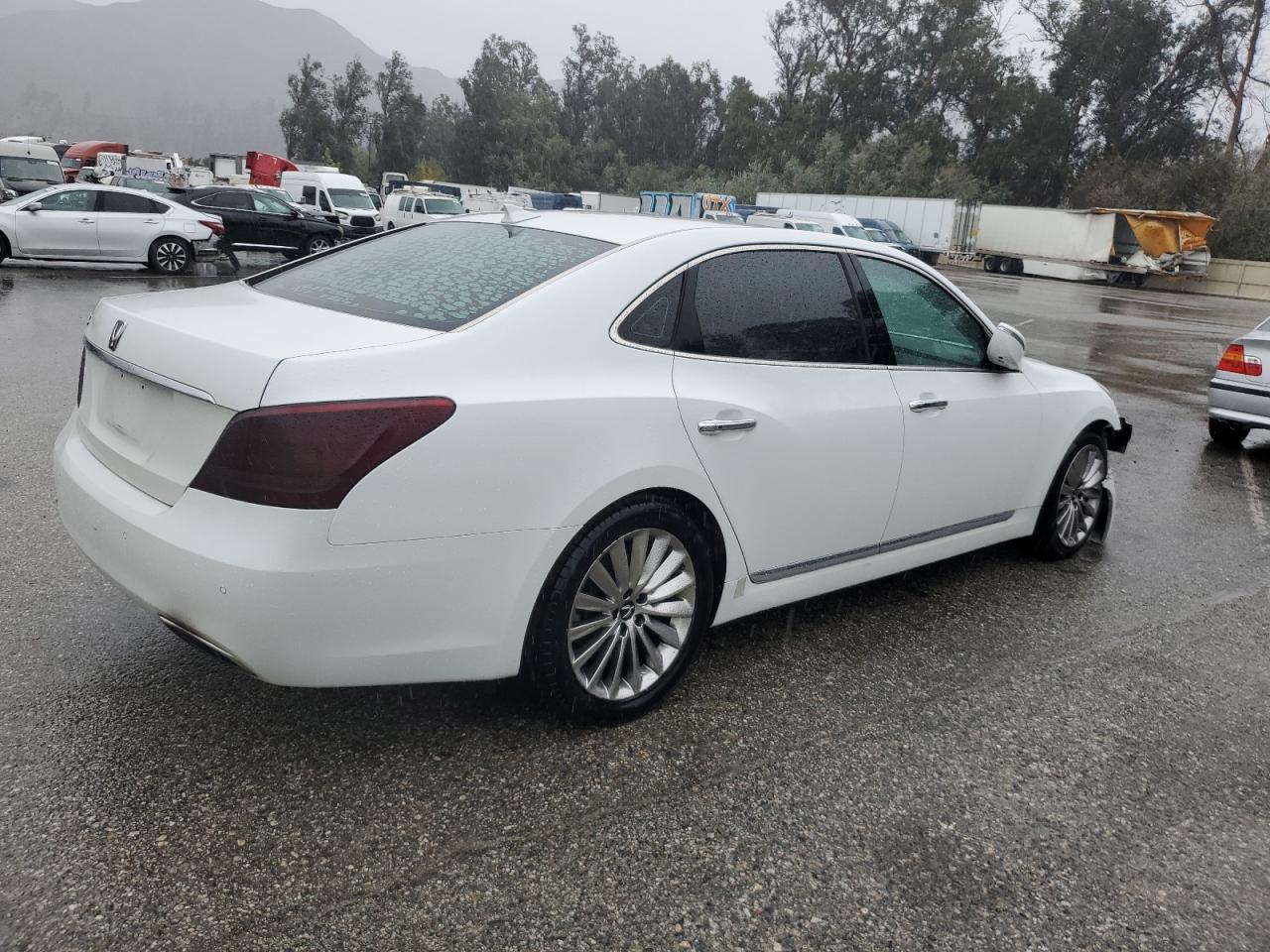 2014 HYUNDAI Equus