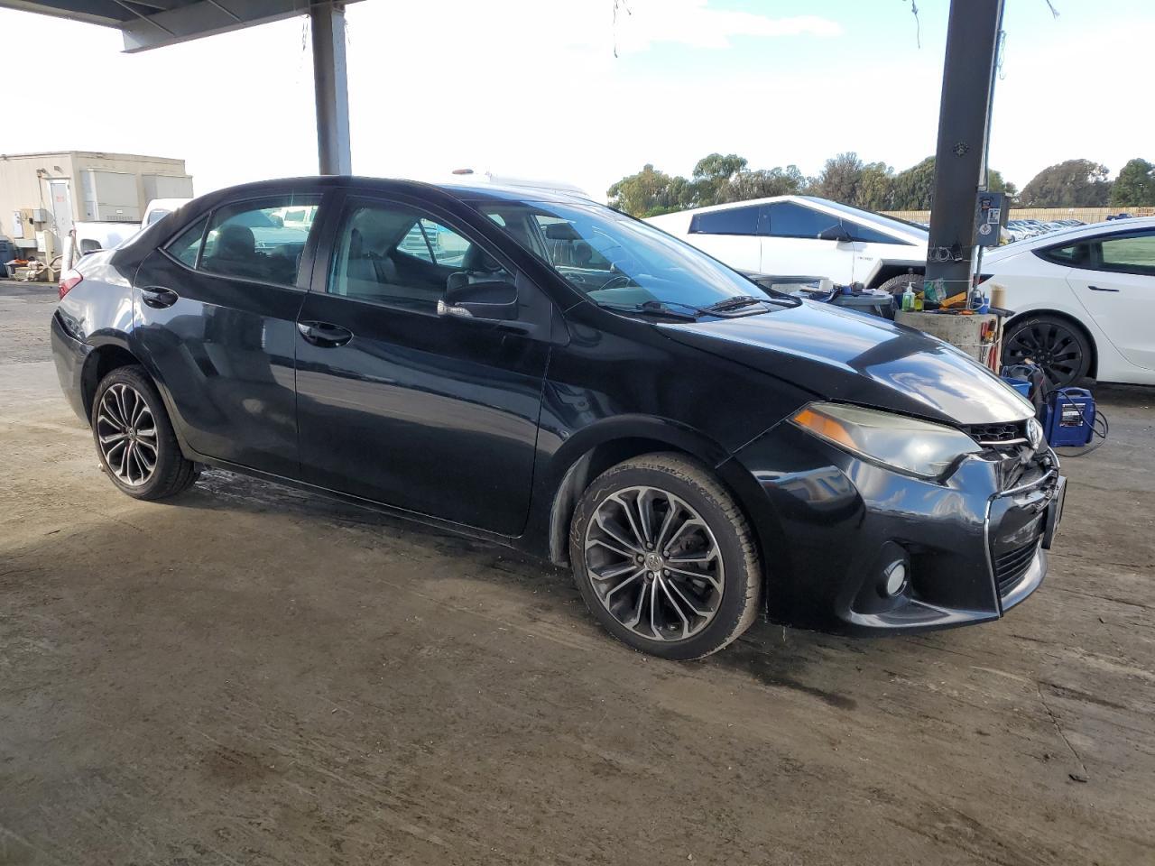 2016 TOYOTA COROLLA