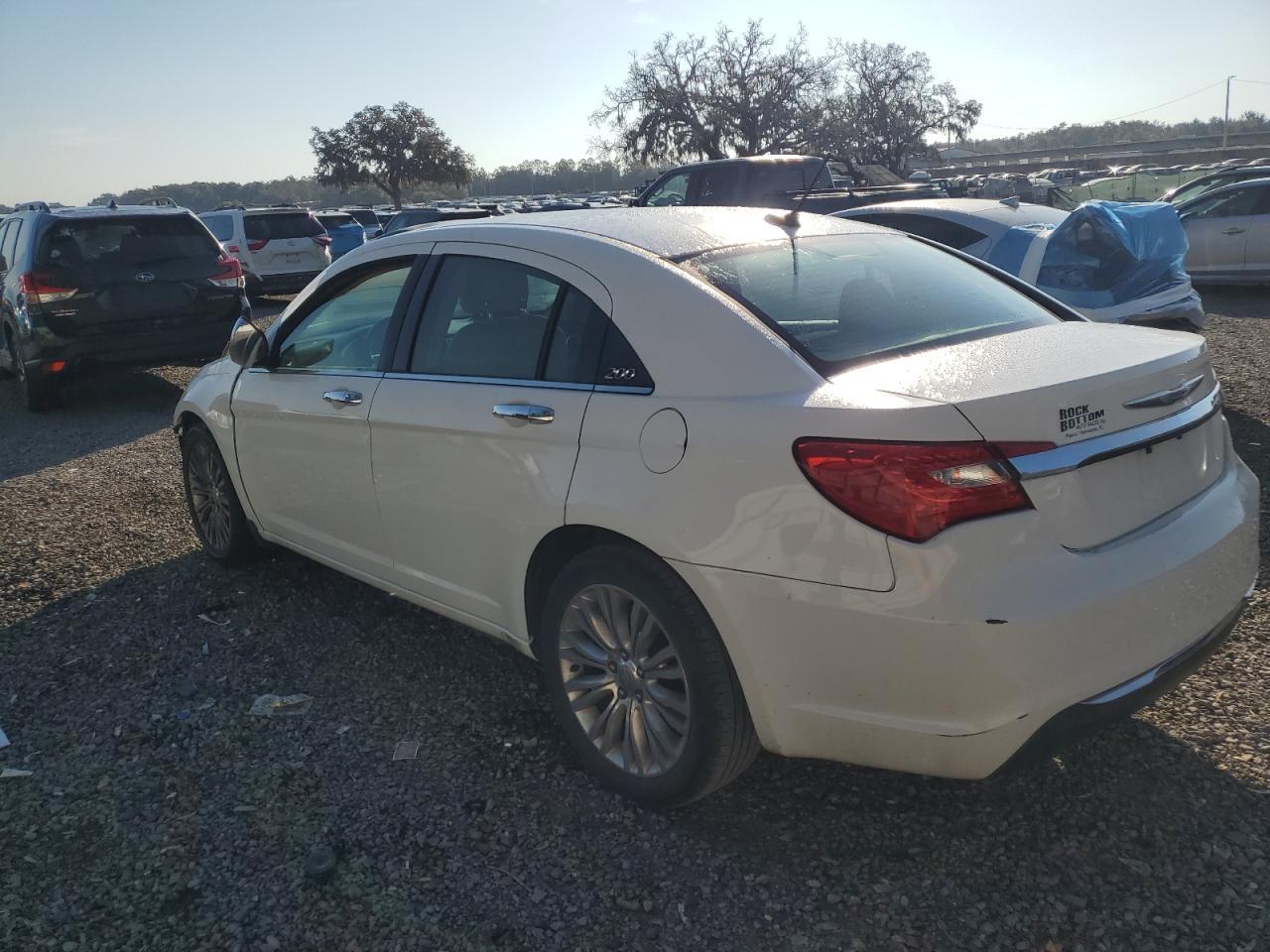 2011 CHRYSLER 200