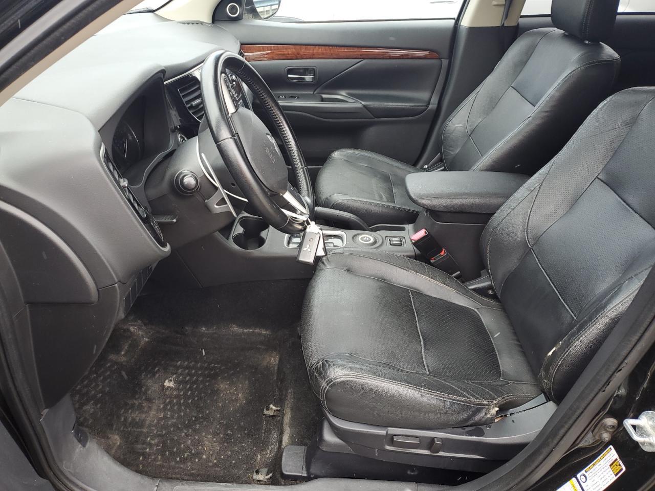 2014 MITSUBISHI outlander