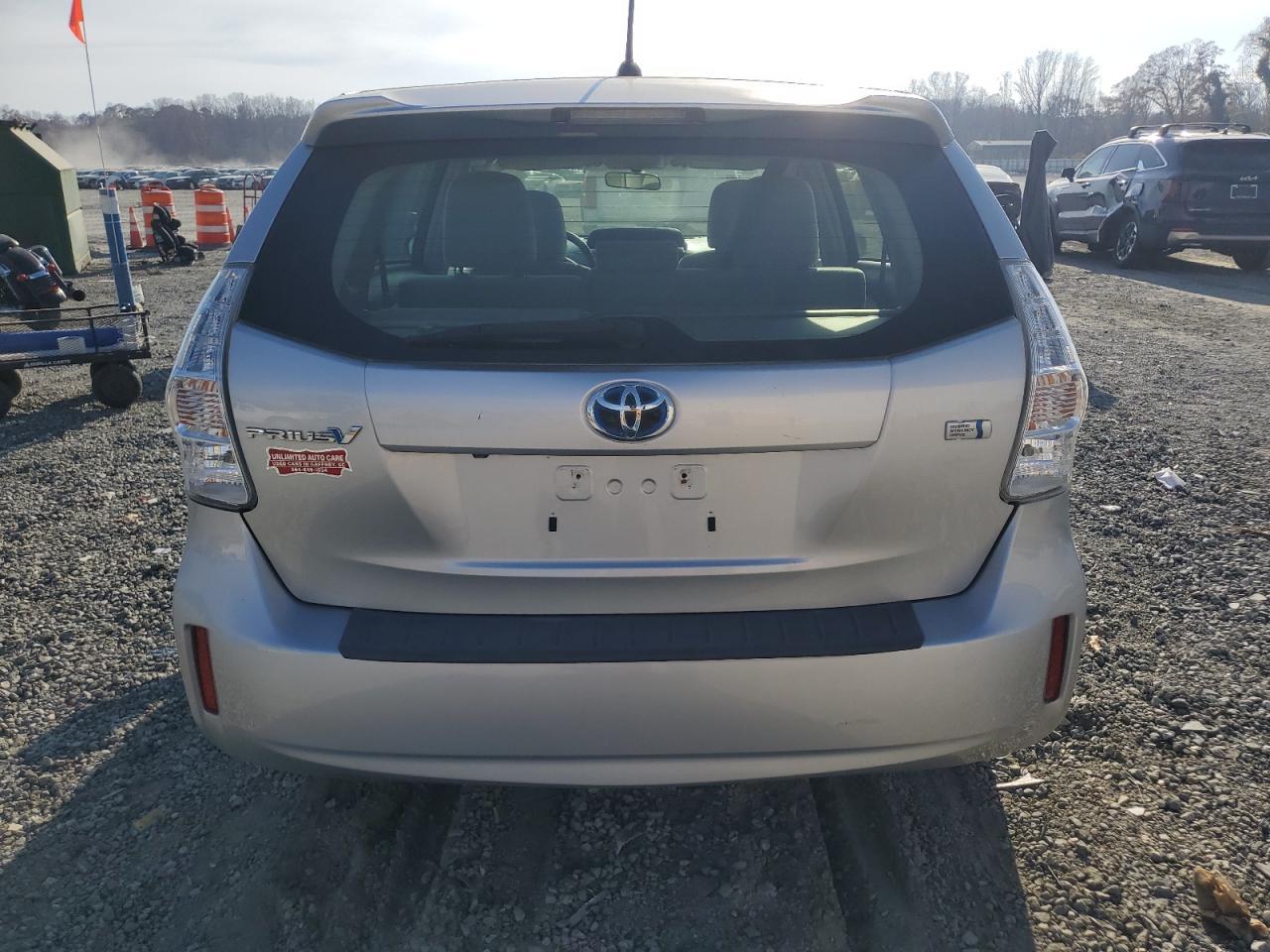 2012 TOYOTA PRIUS V
