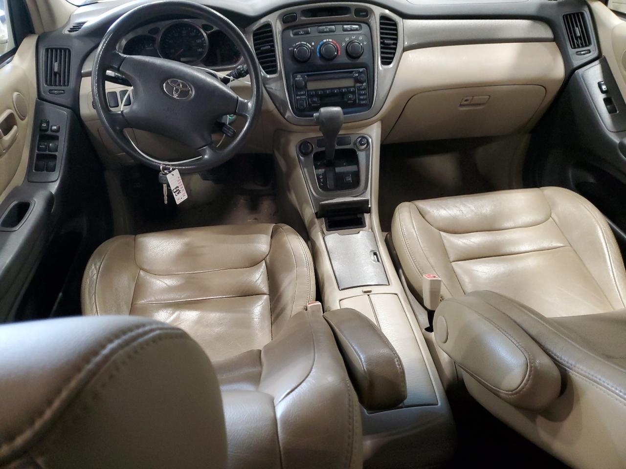 2003 TOYOTA HIGHLANDER