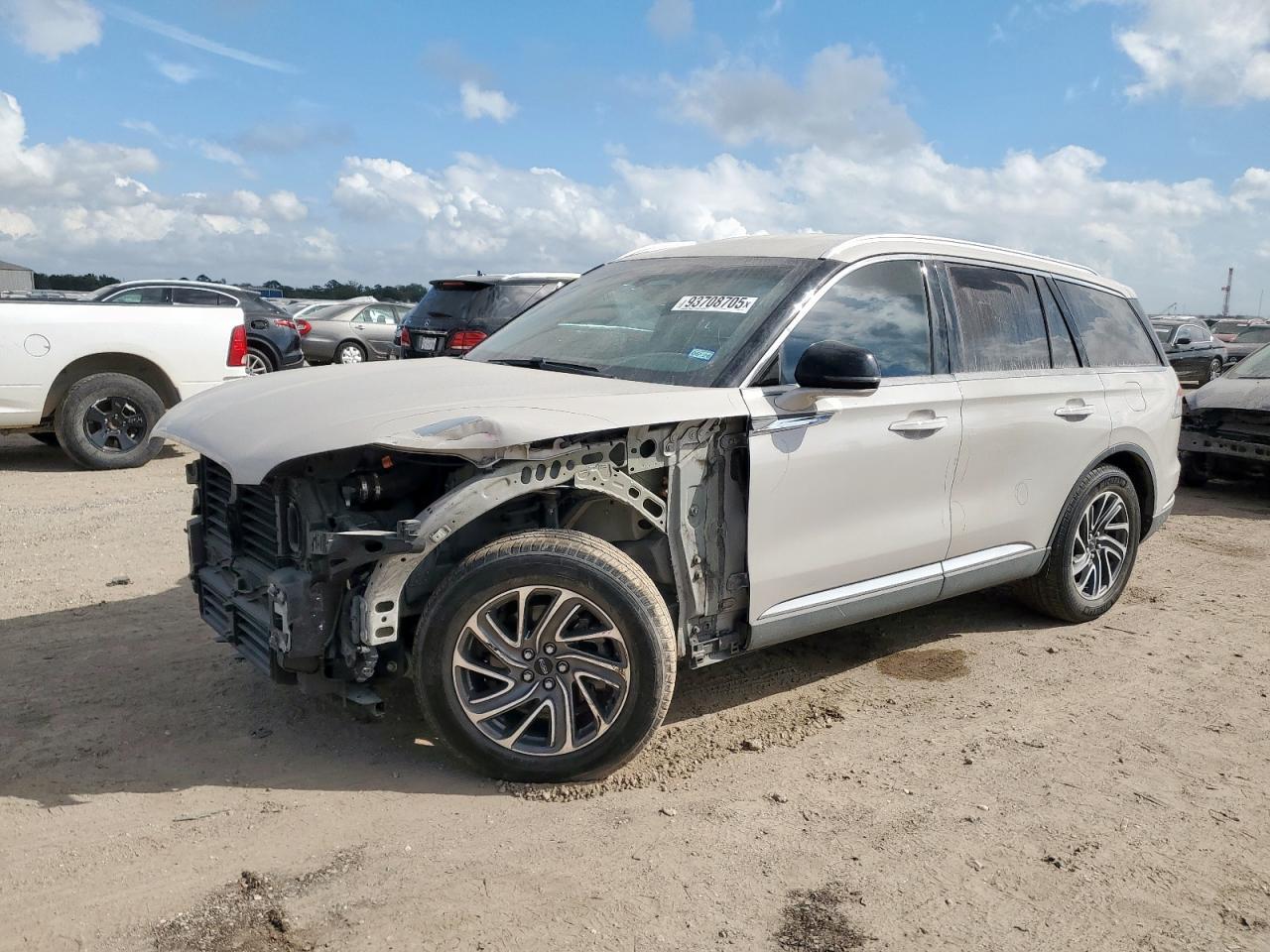 2021 LINCOLN Aviator