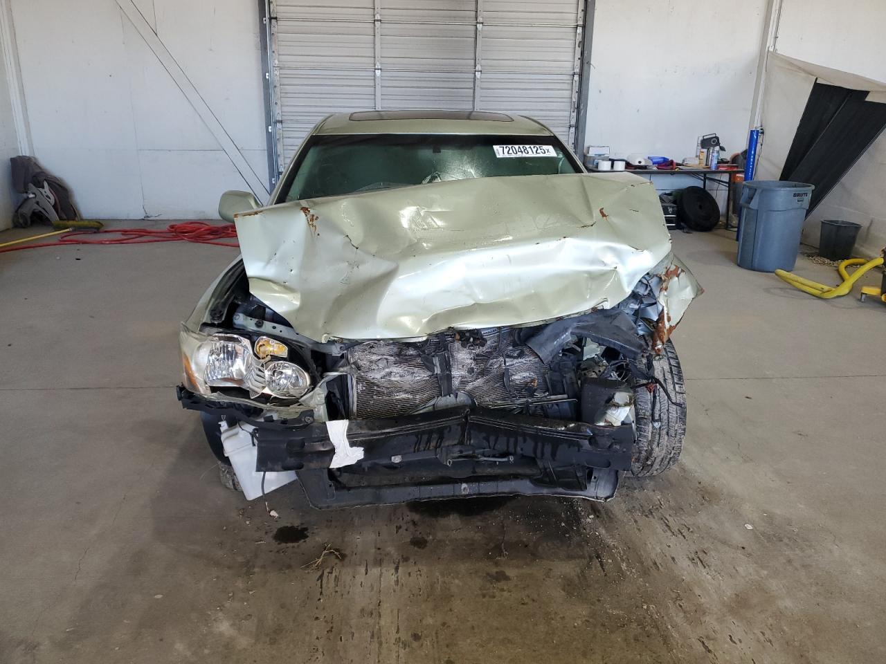 2005 TOYOTA Avalon