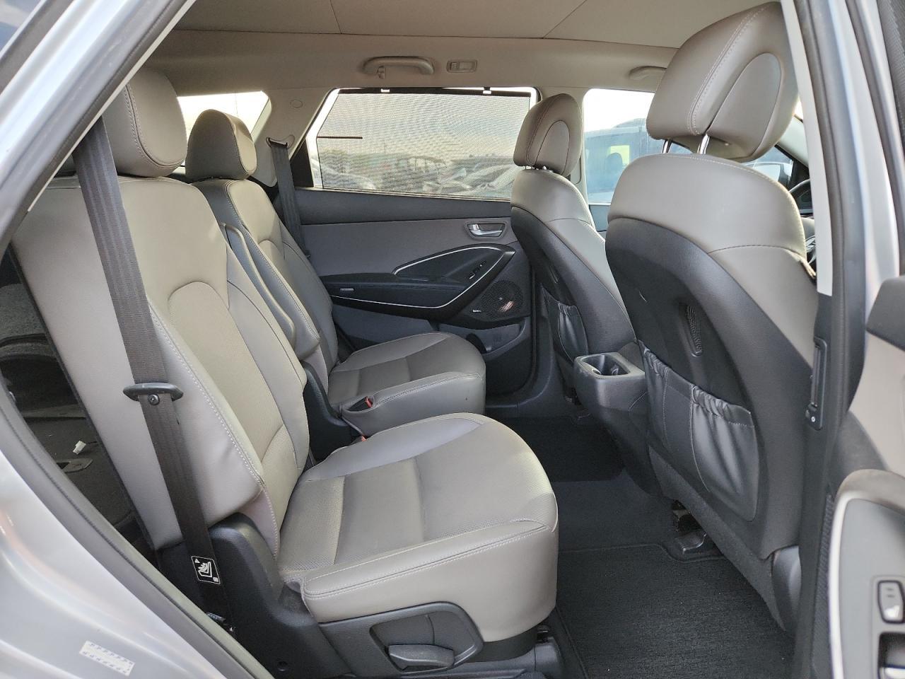 2017 HYUNDAI SANTA FE