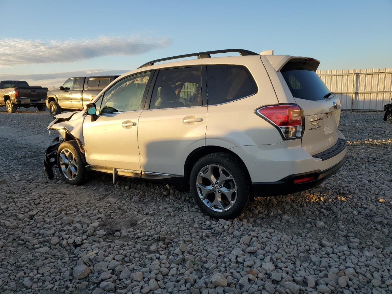 2018 SUBARU FORESTER