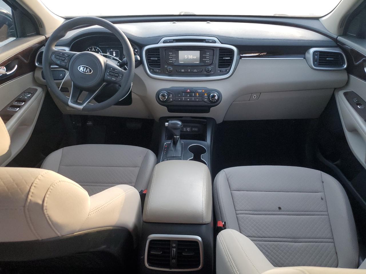 2017 KIA SORENTO