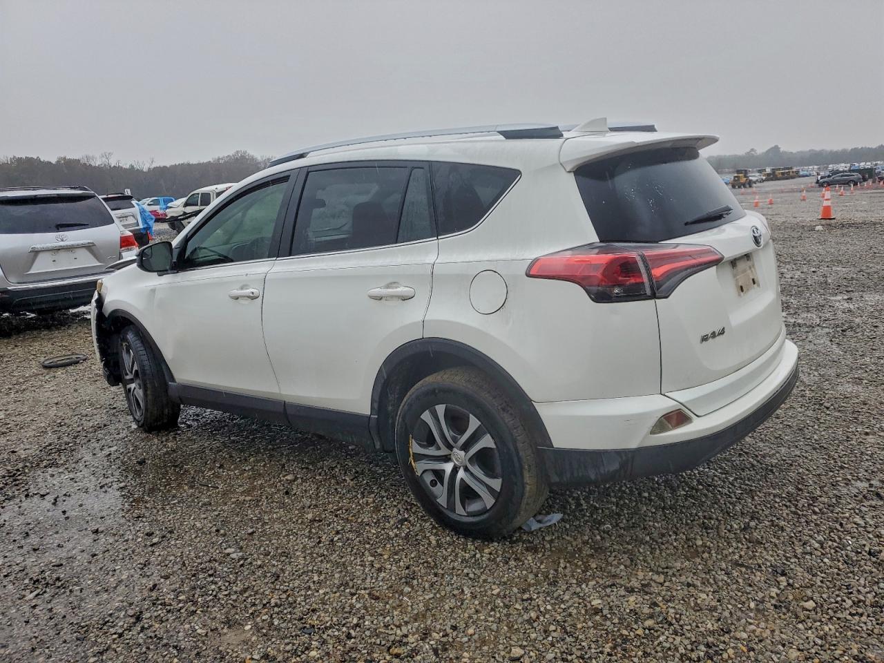 2016 TOYOTA RAV4