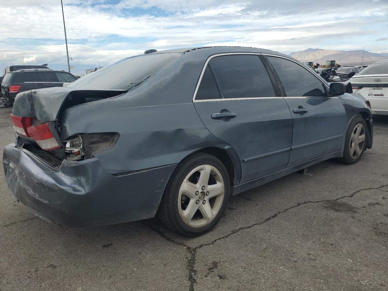 2004 HONDA ACCORD