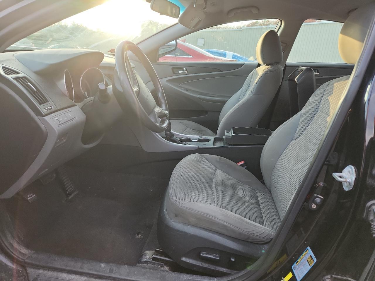 2011 HYUNDAI SONATA