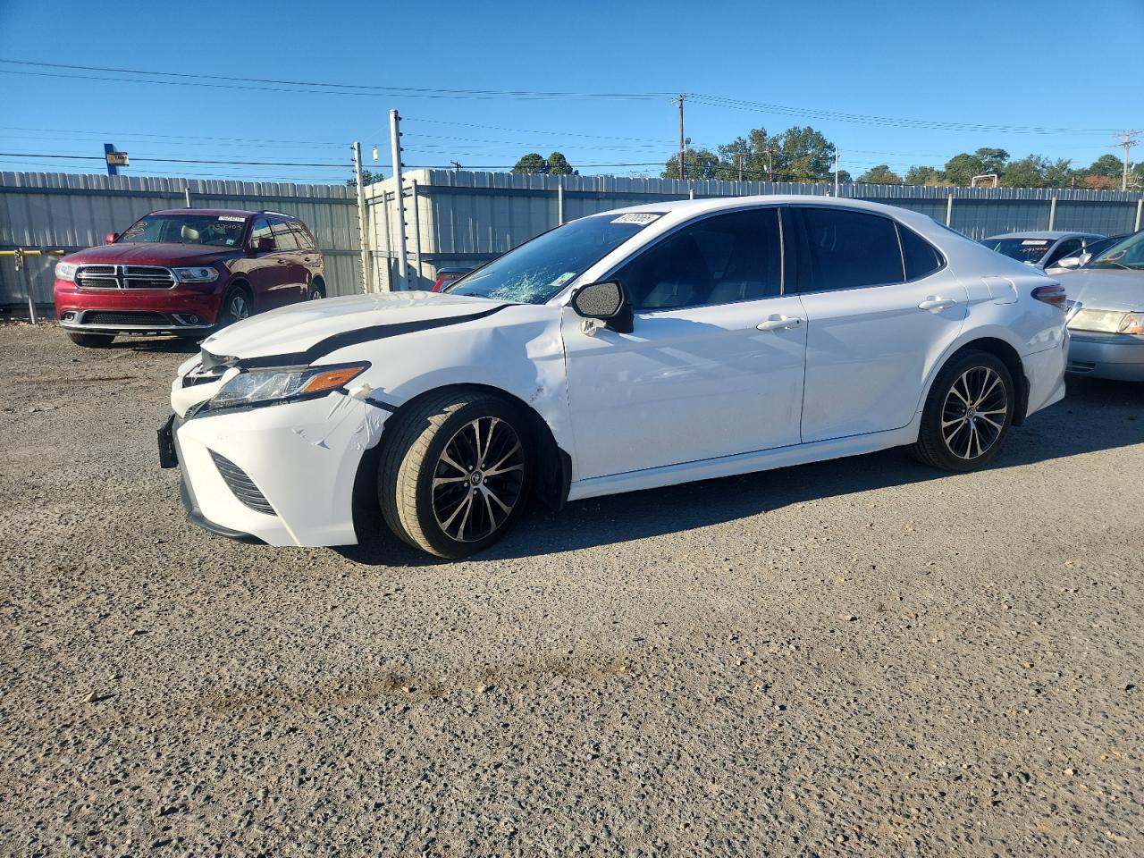 2018 TOYOTA CAMRY