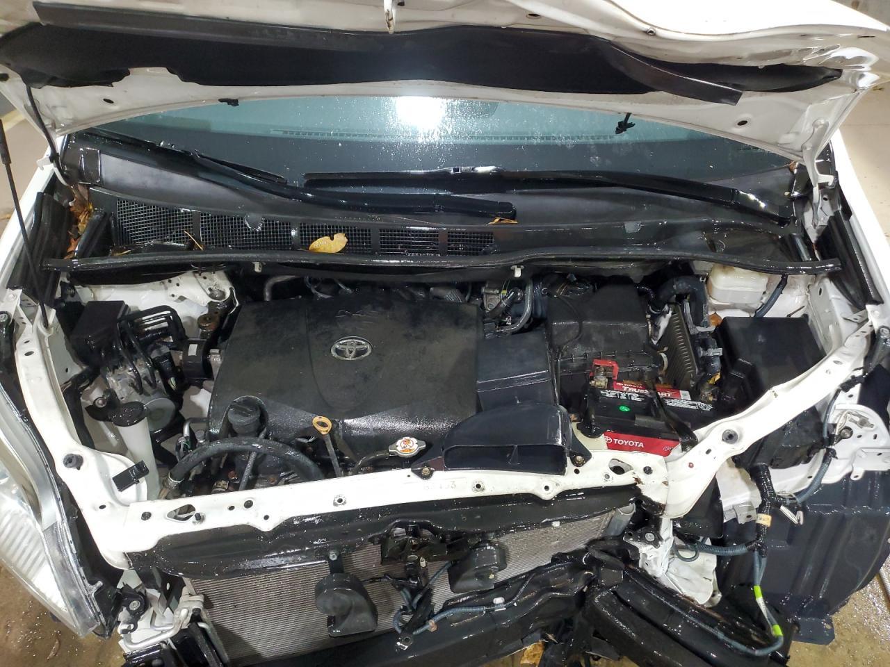 2017 TOYOTA SIENNA