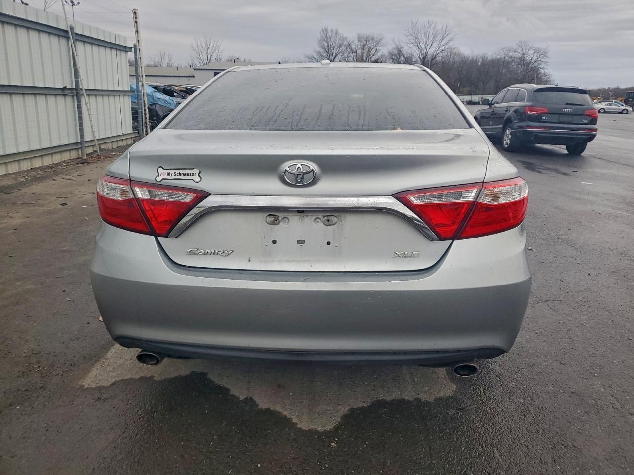 2017 TOYOTA CAMRY