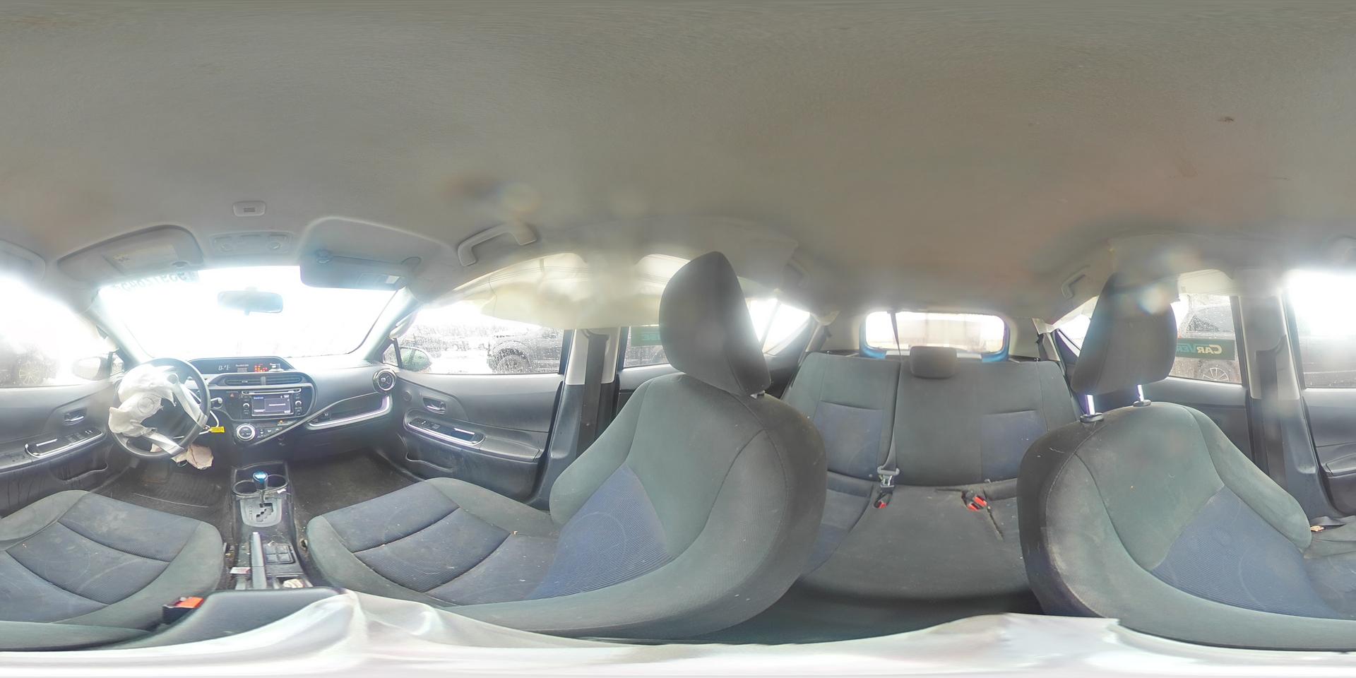 2015 TOYOTA Prius c