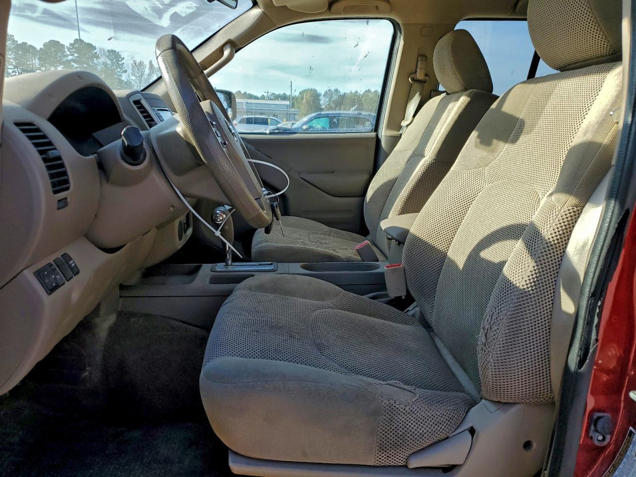 2017 NISSAN Frontier