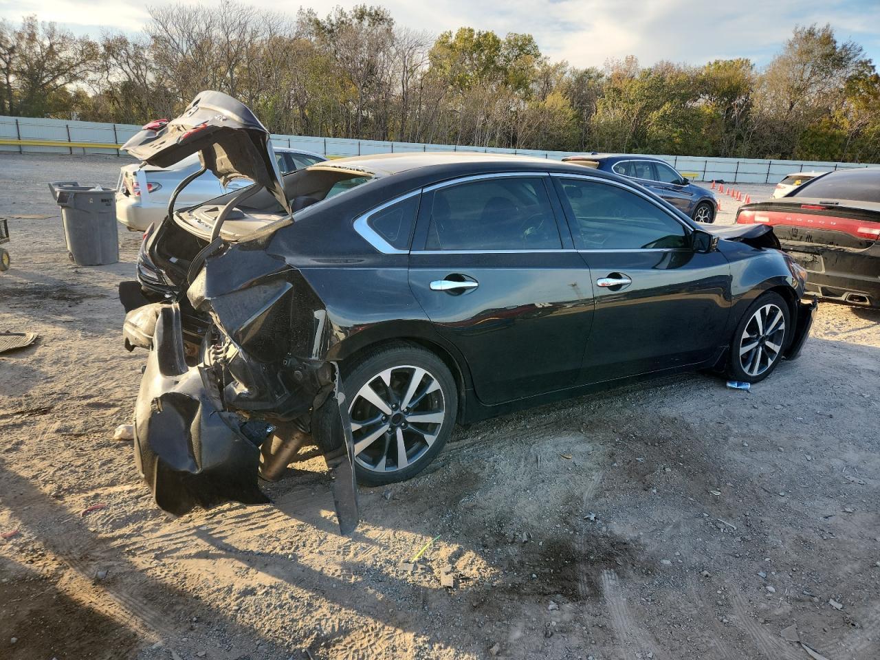 2017 NISSAN ALTIMA