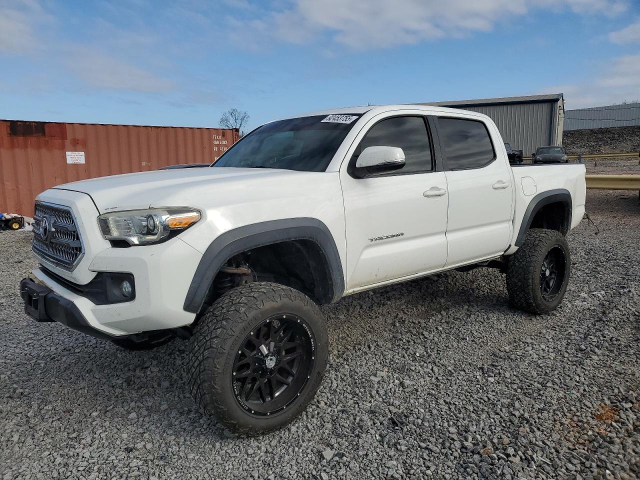 2016 TOYOTA TACOMA