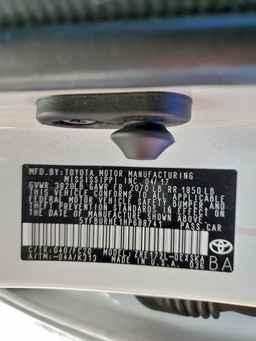 2017 TOYOTA COROLLA