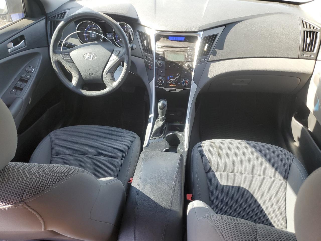 2013 HYUNDAI SONATA