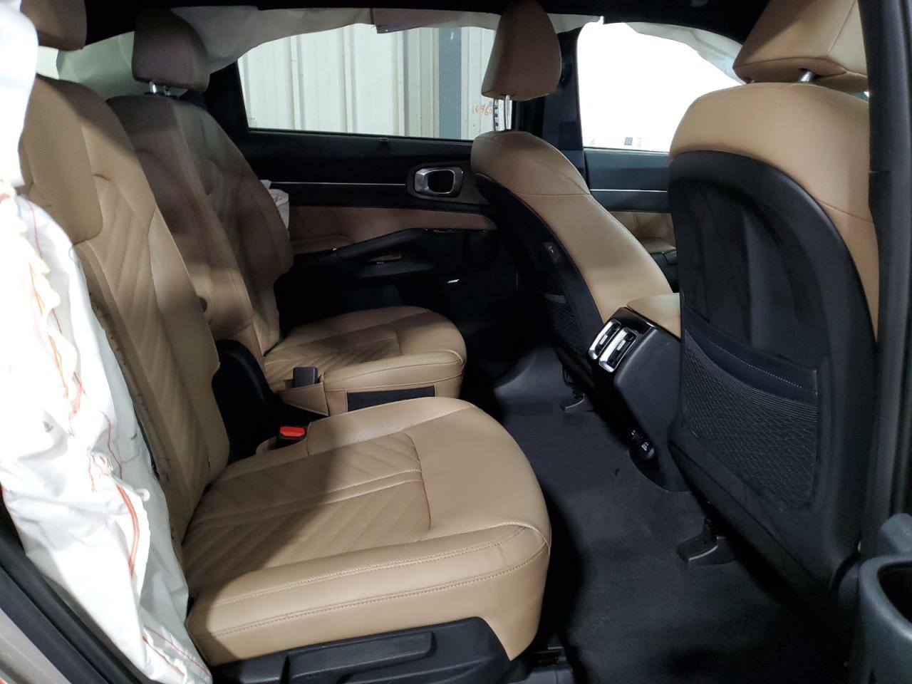 2025 KIA SORENTO