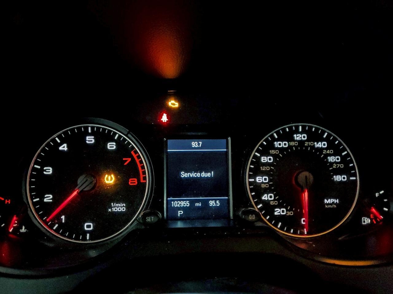 2010 AUDI Q5