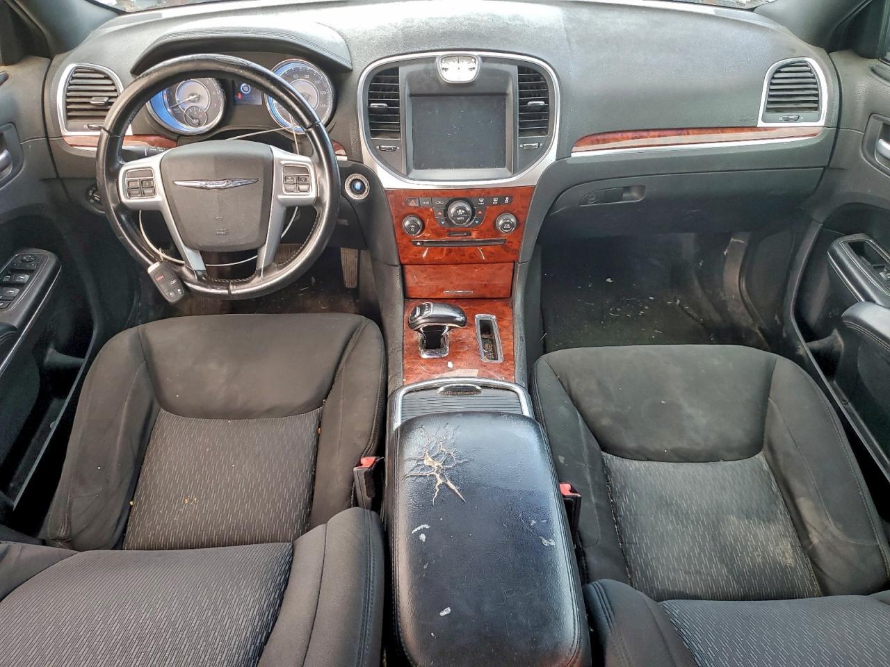 2012 CHRYSLER 300