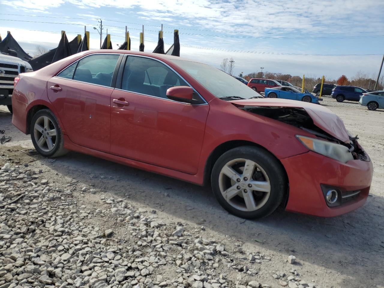 2014 TOYOTA CAMRY