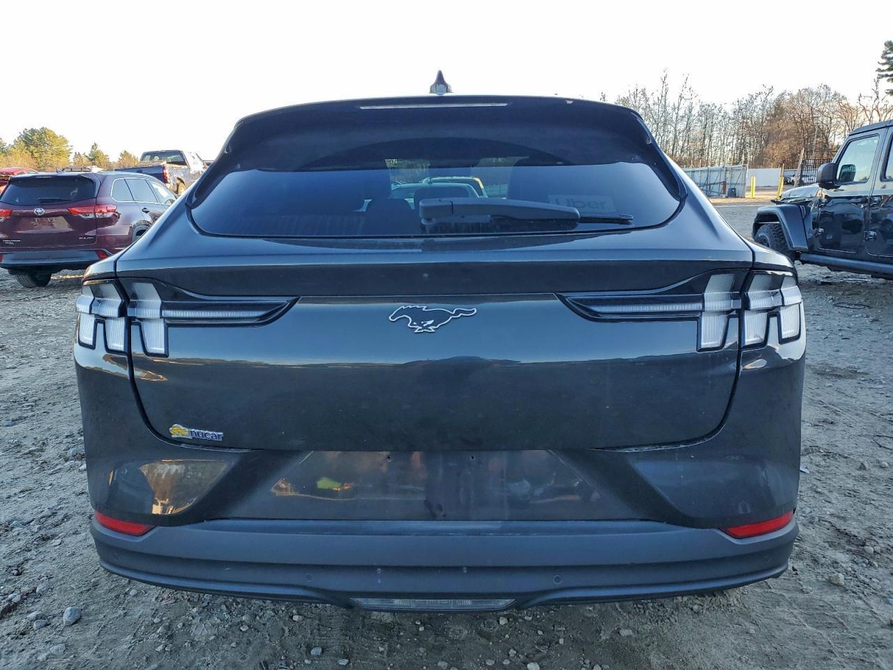 2021 FORD Mustang Mach-E