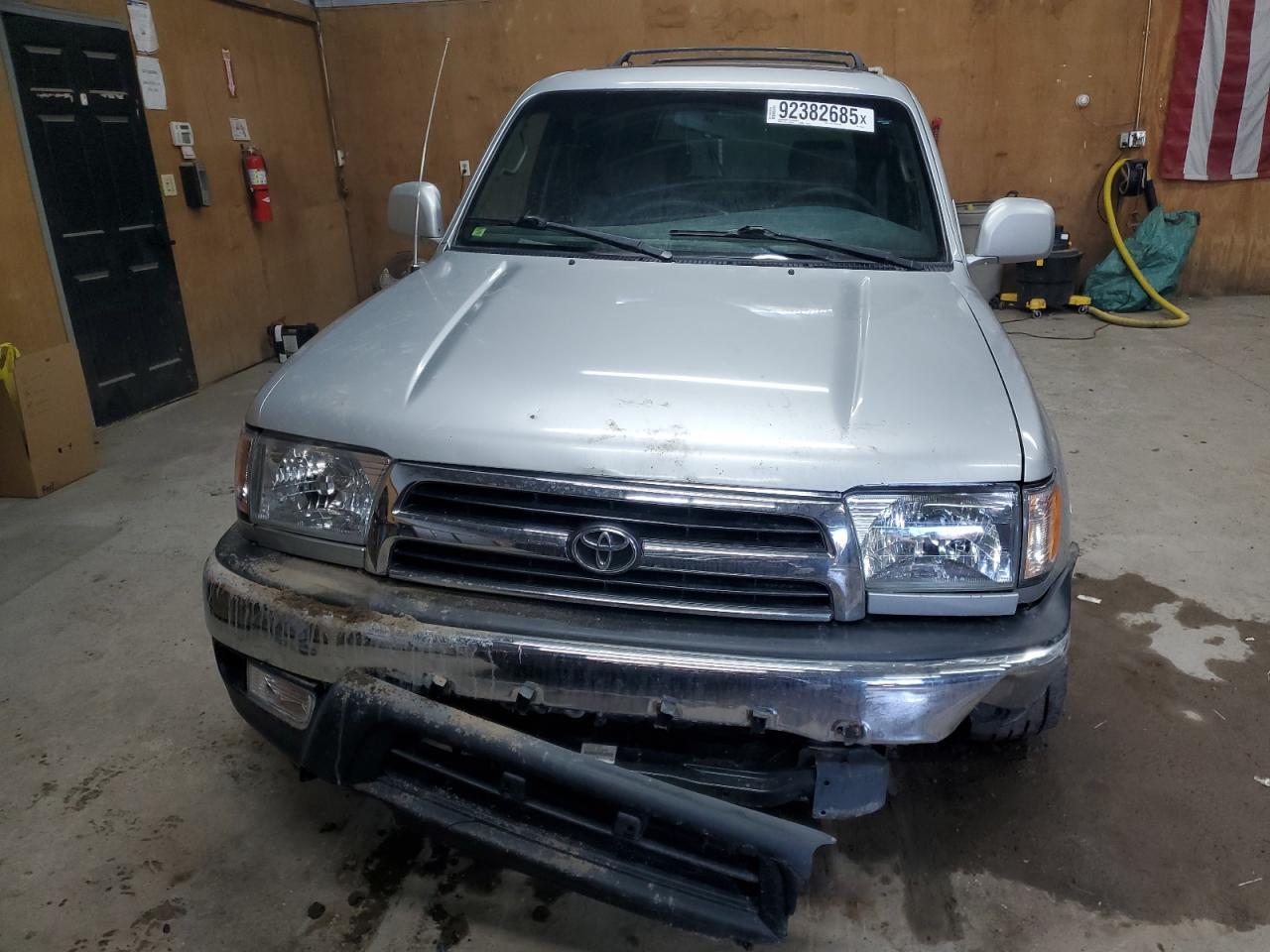 2000 TOYOTA 4Runner