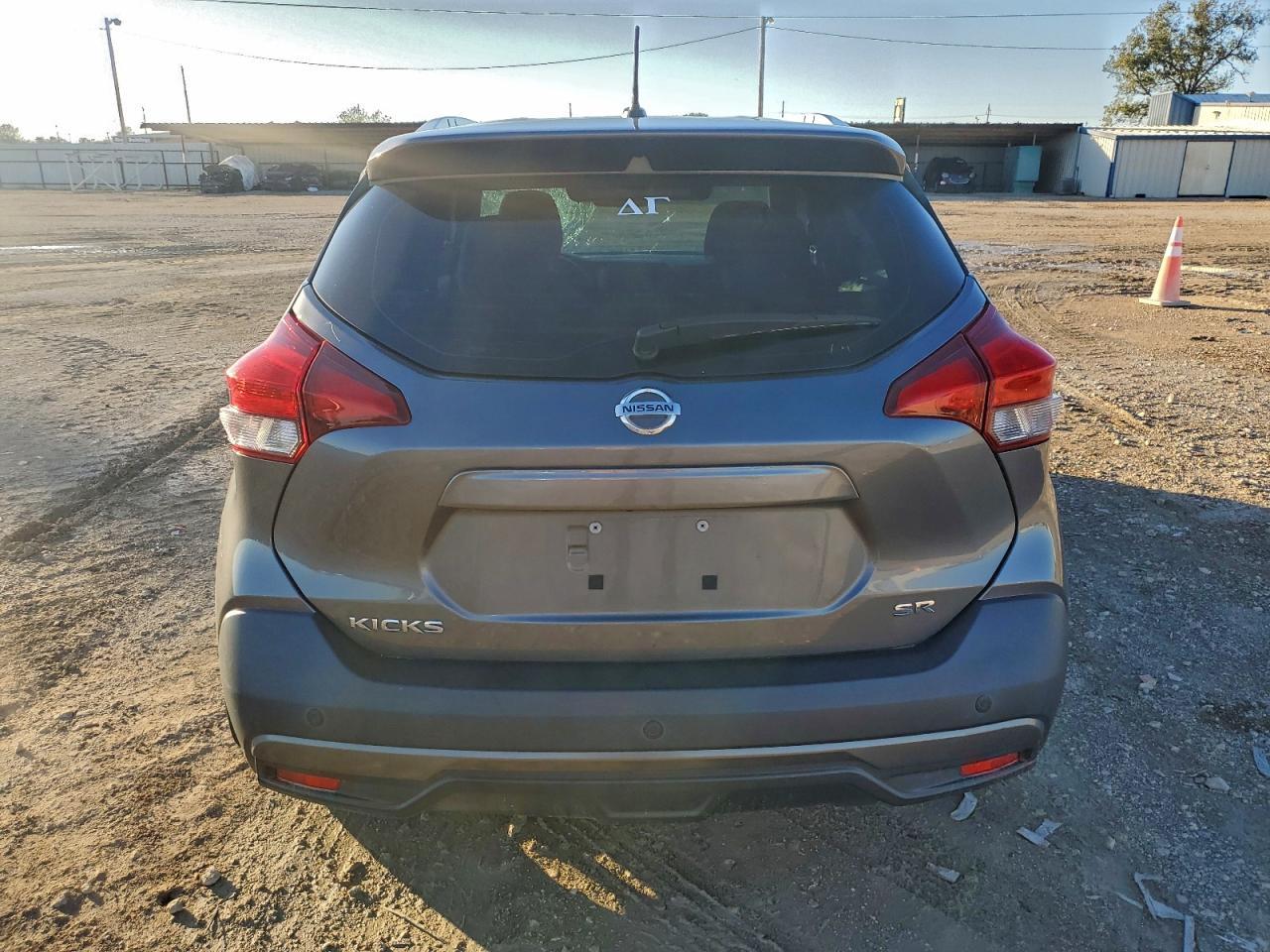 2019 NISSAN KICKS