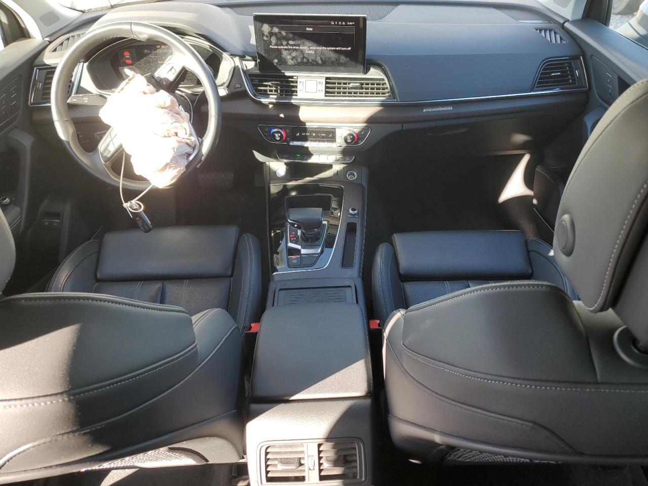 2022 AUDI Q5