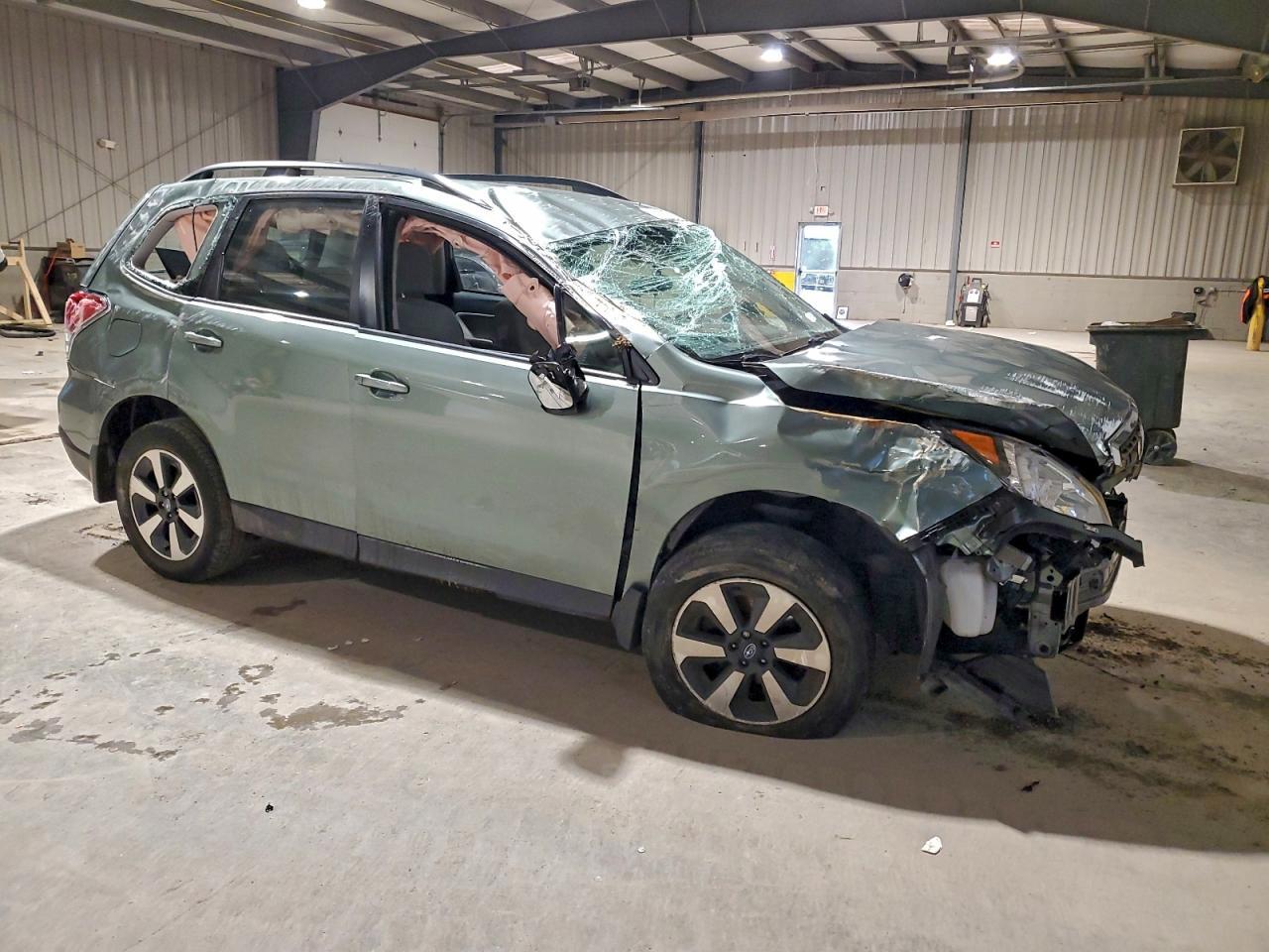 2018 SUBARU FORESTER