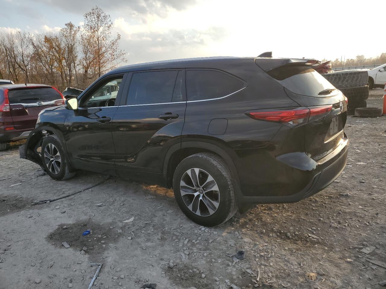 2023 TOYOTA HIGHLANDER