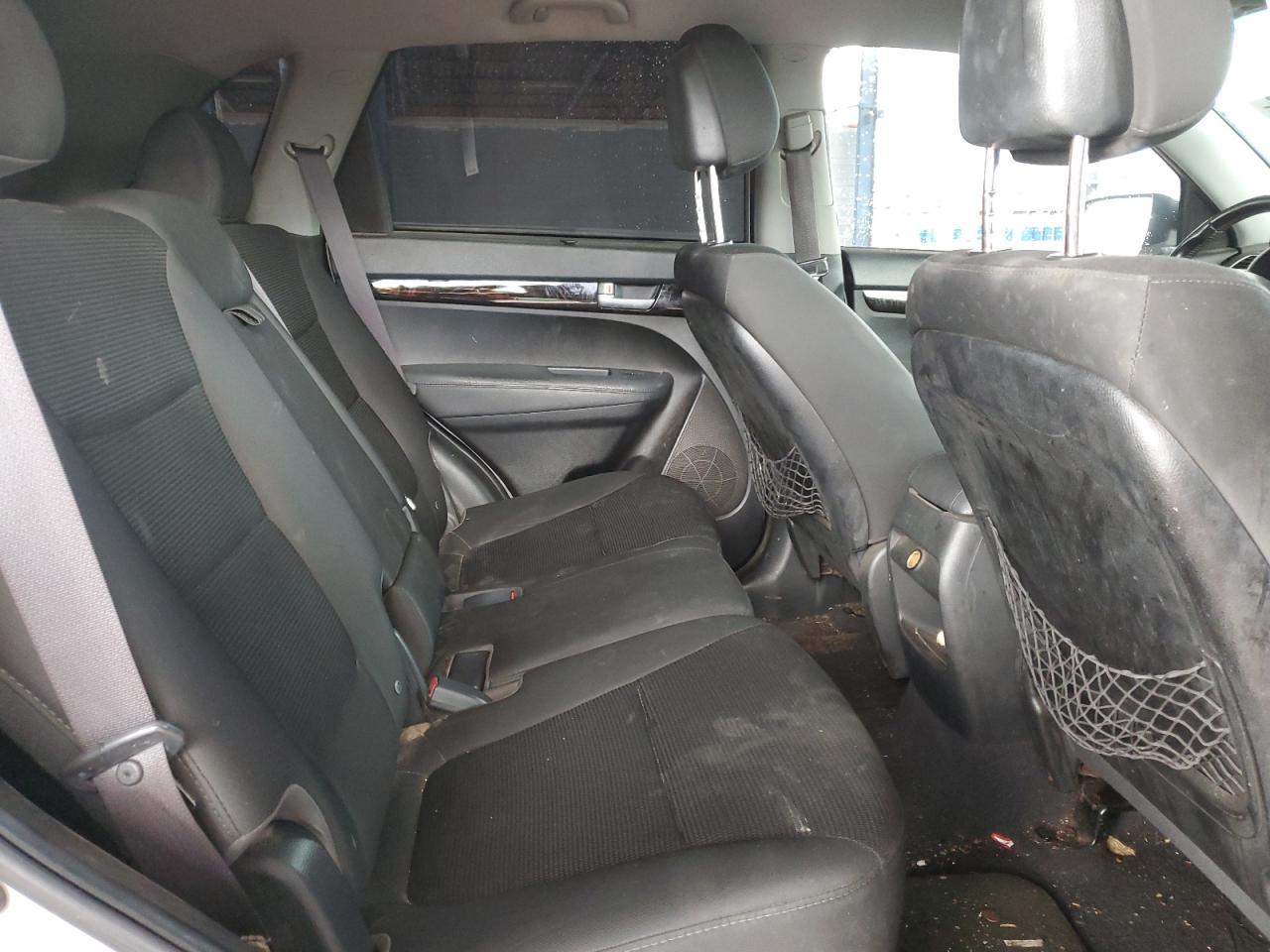 2014 KIA SORENTO