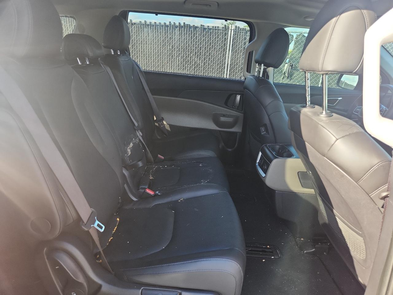 2025 KIA Carnival