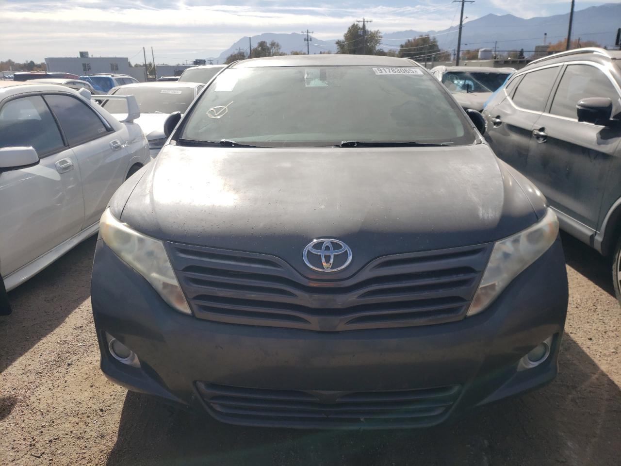 2011 TOYOTA VENZA