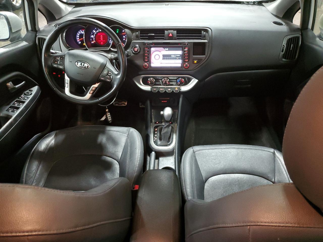 2015 KIA RIO
