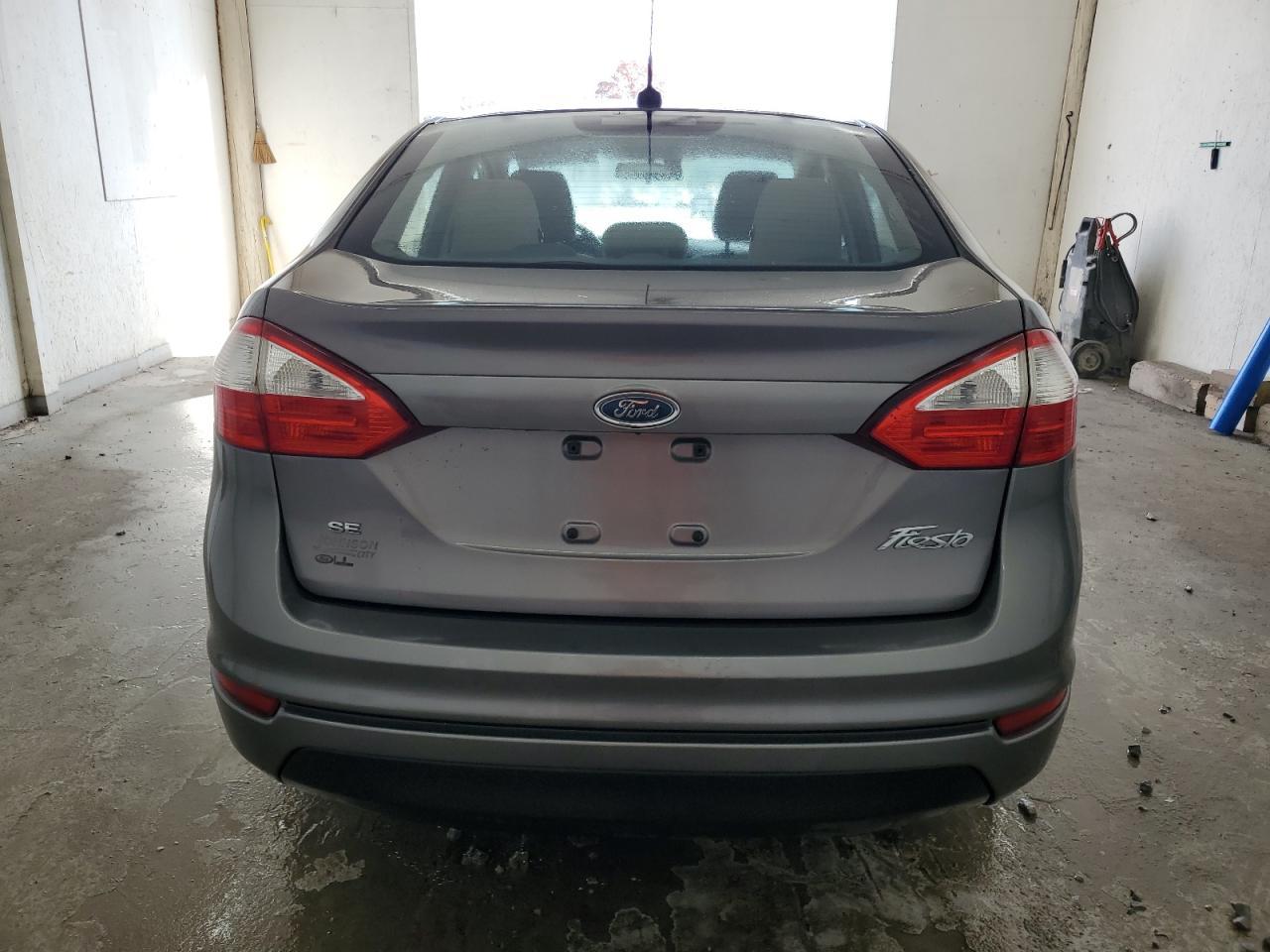 2014 FORD Fiesta