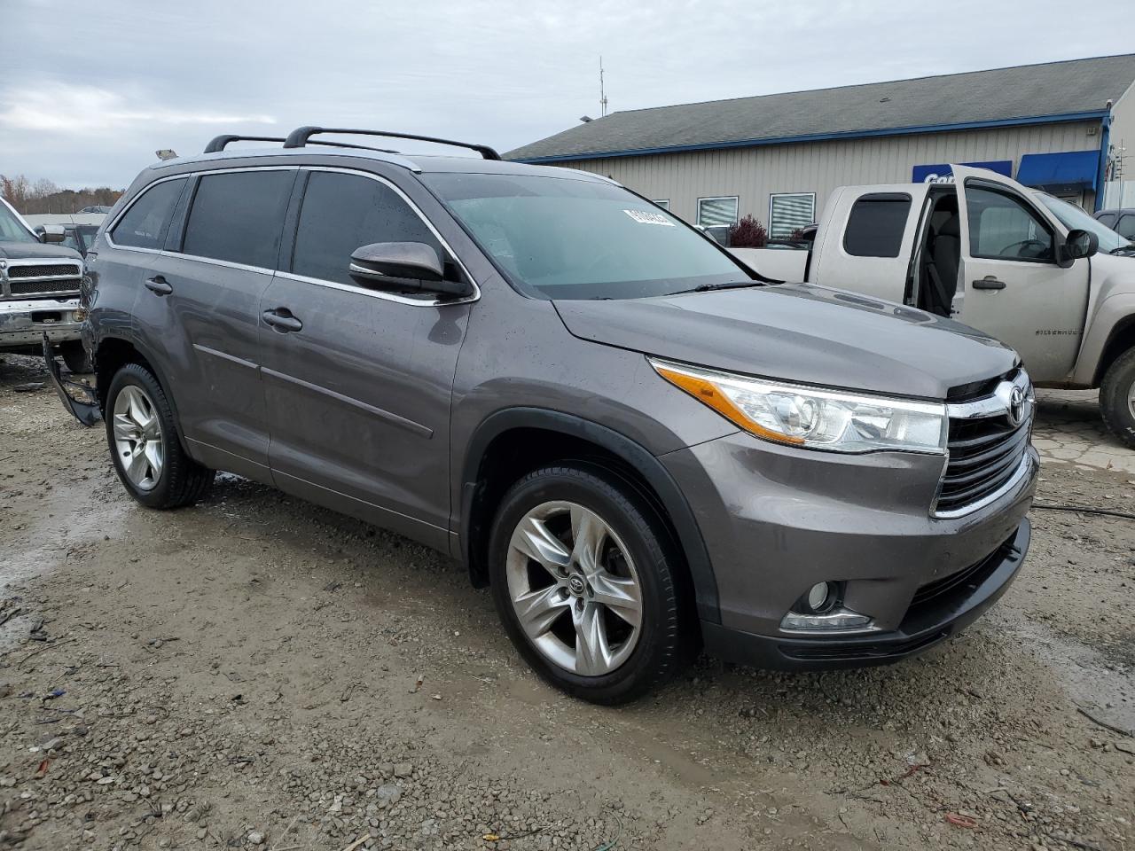 2016 TOYOTA HIGHLANDER