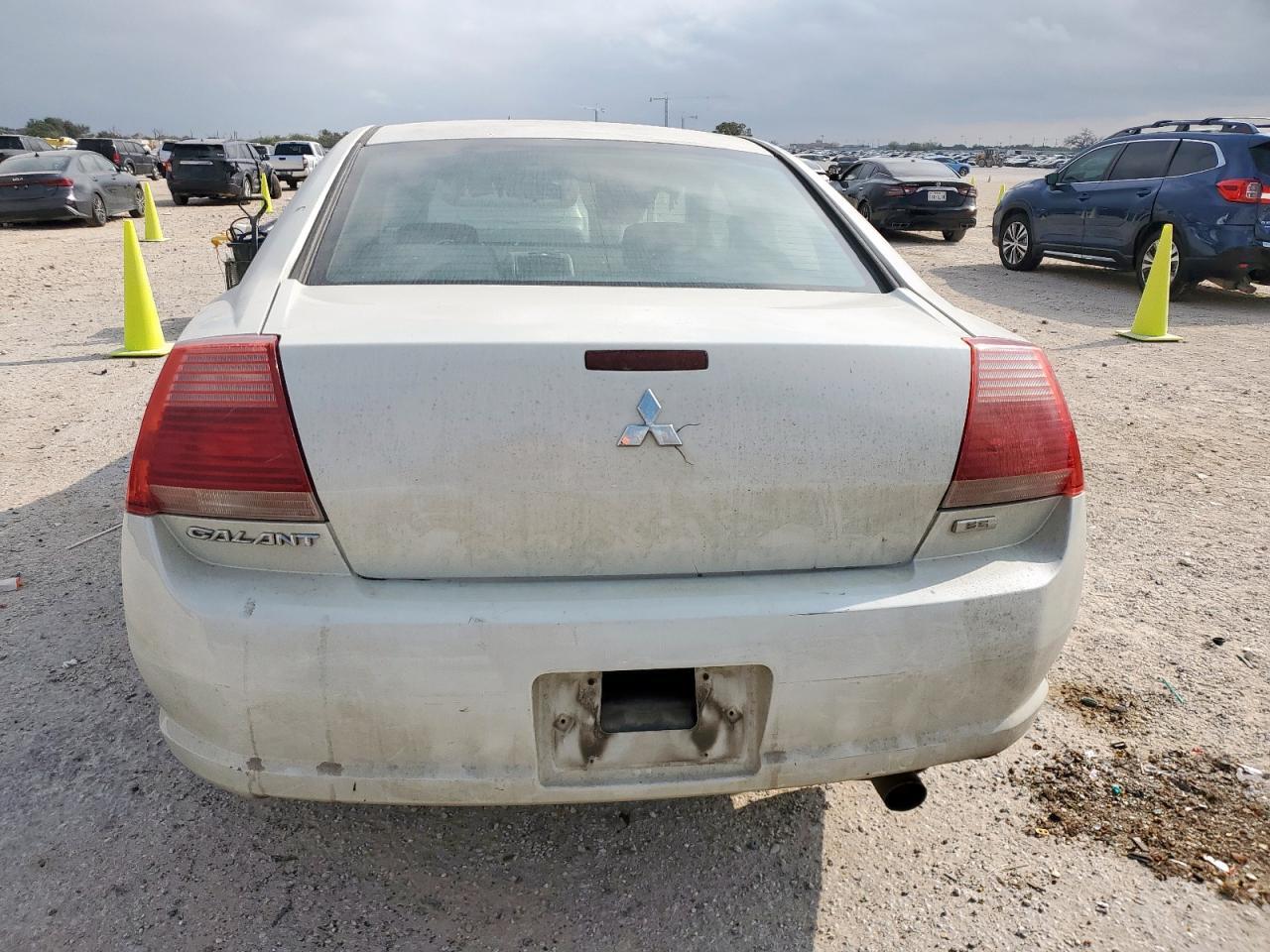 2004 MITSUBISHI Galant