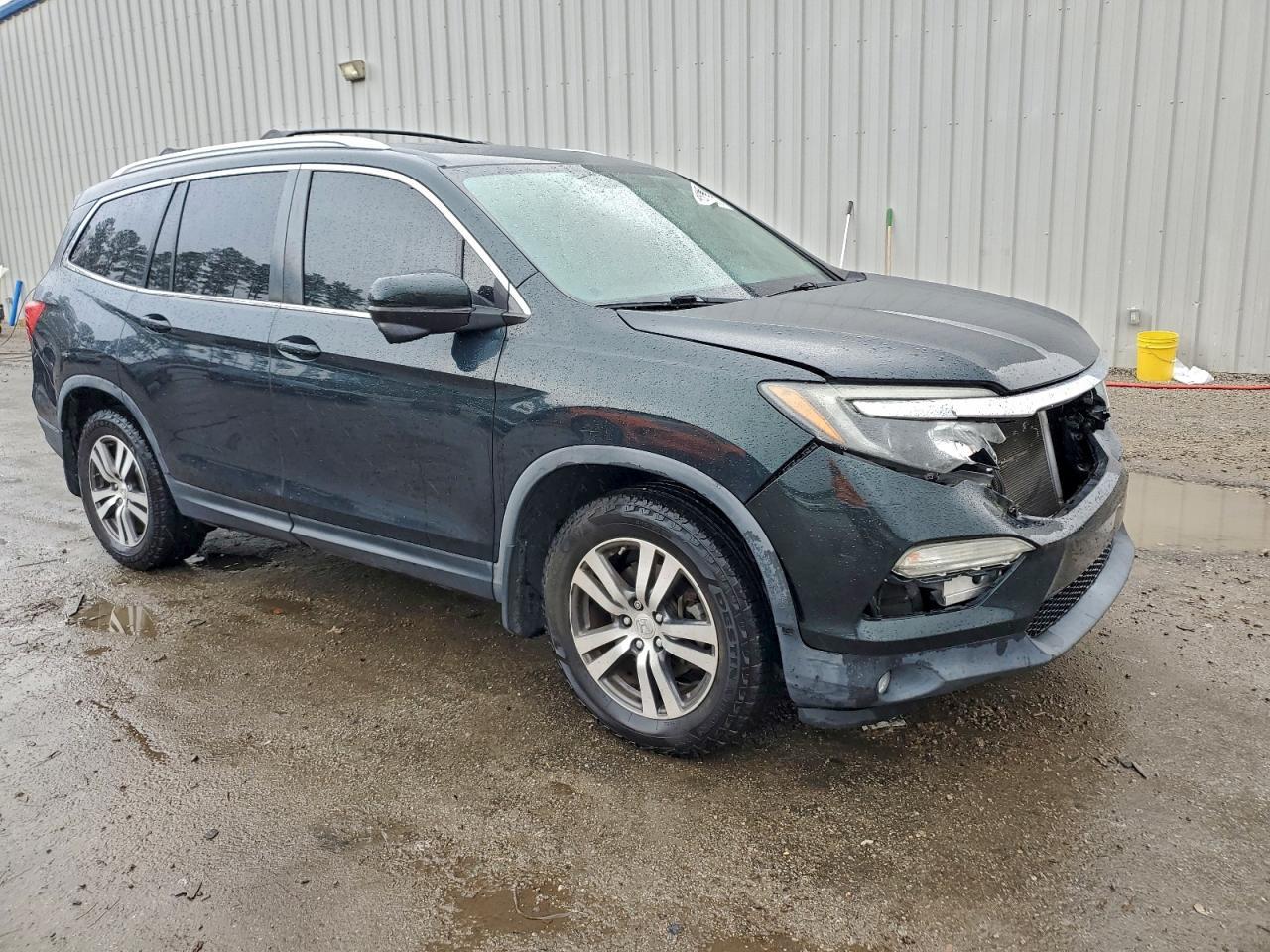 2017 HONDA PILOT