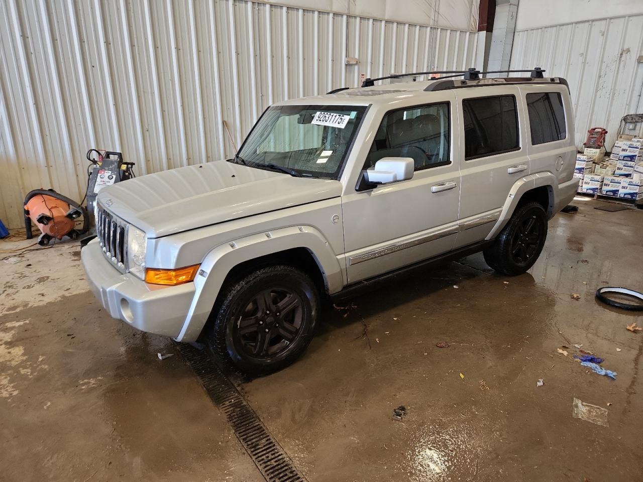 2010 JEEP Commander