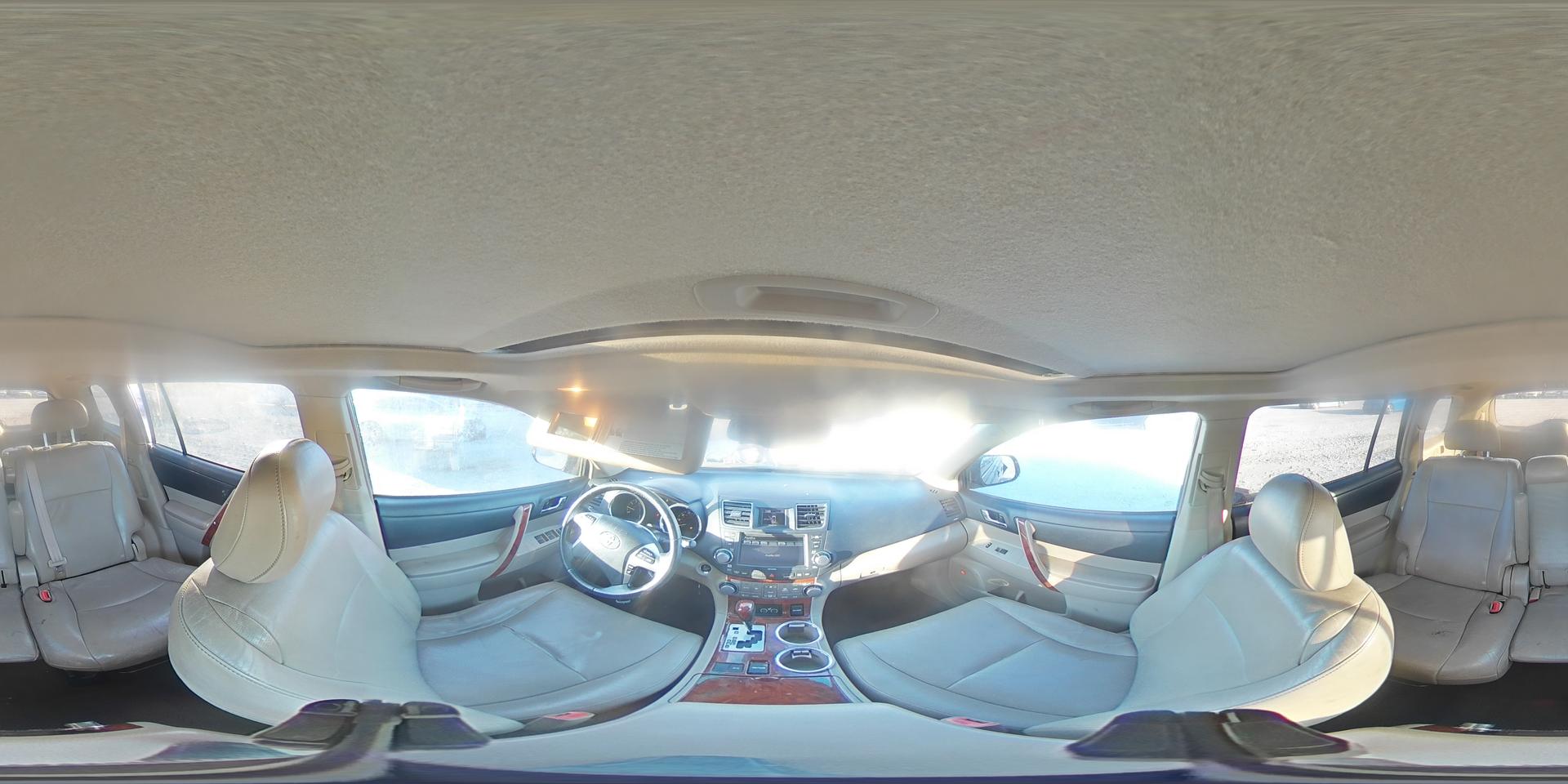 2011 TOYOTA HIGHLANDER