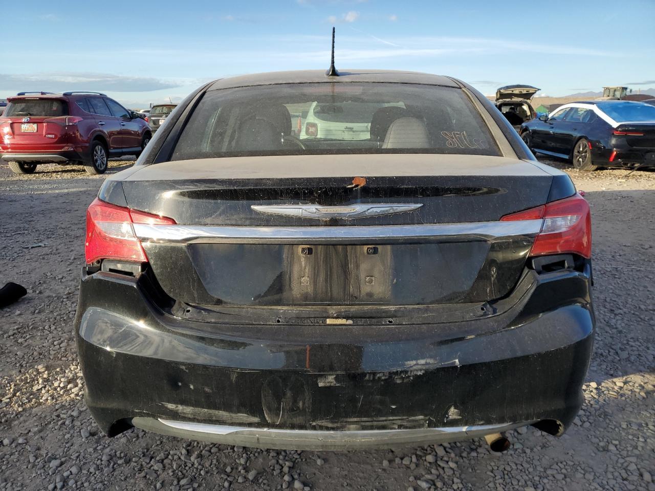 2012 CHRYSLER 200