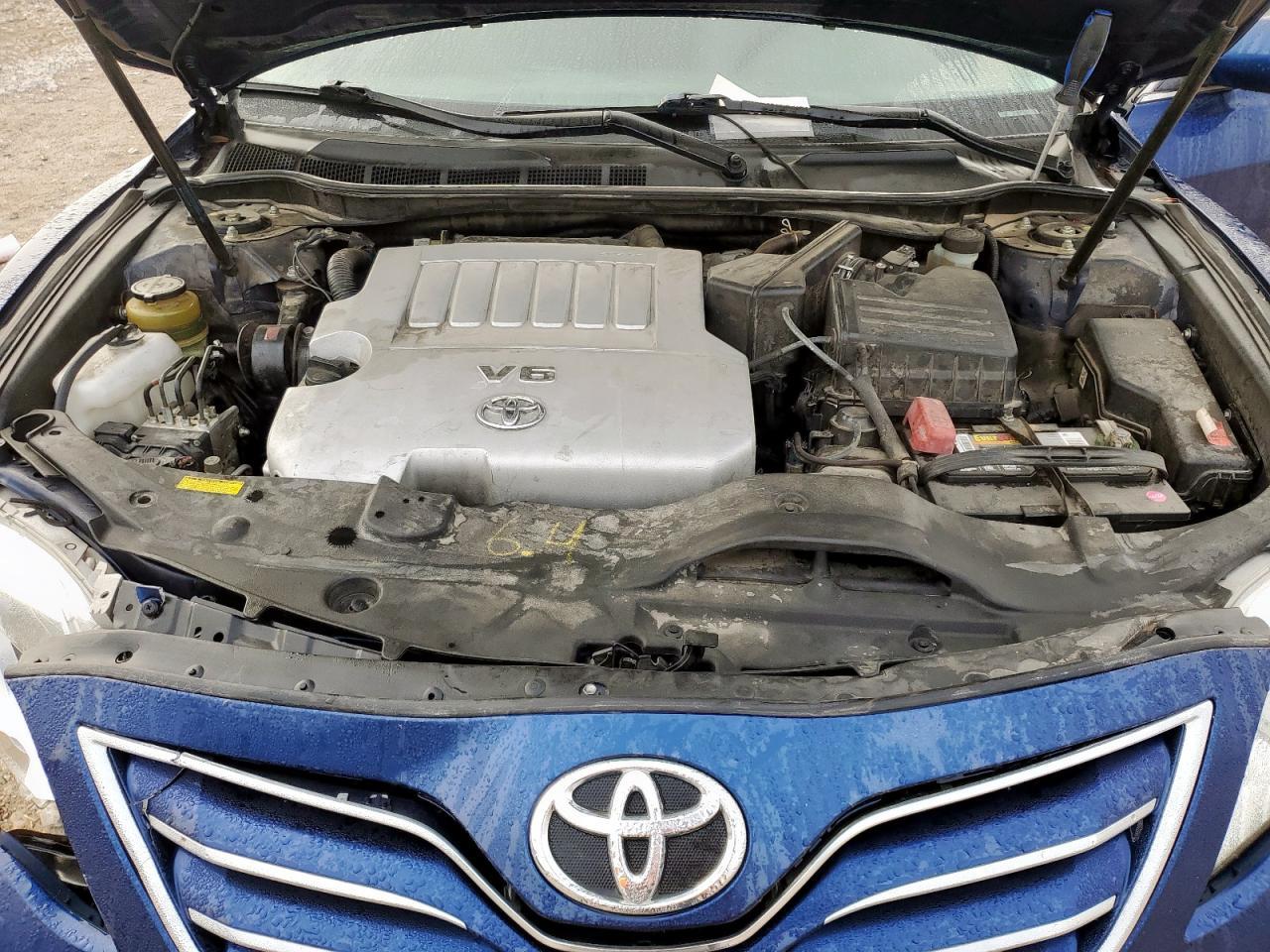 2010 TOYOTA CAMRY